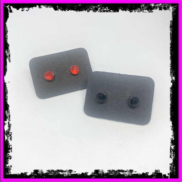 New Handmade Red & Black Crystal Sterling Silver Stud Earrings (2 Pairs) - Picture 10 of 11